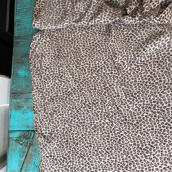 VICI Oversized Leopard Print Midi Shirt Dress Size Medium - Picture 5 of 11